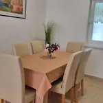 Apartment In 40765