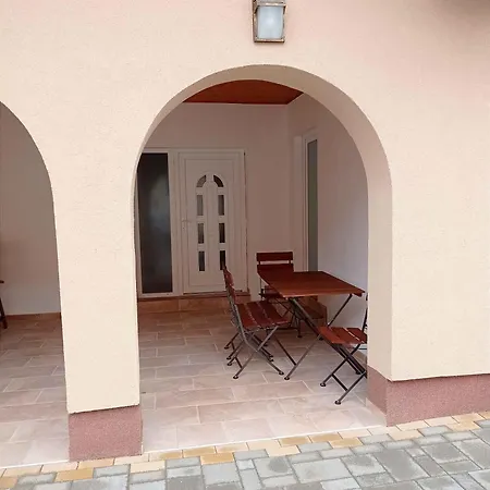 In 40765 Apartamento *