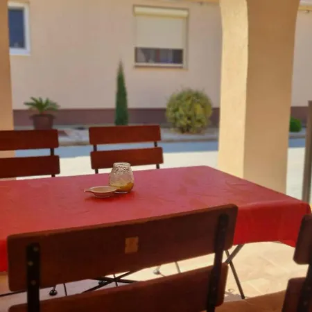 Διαμέρισμα In 40765 *